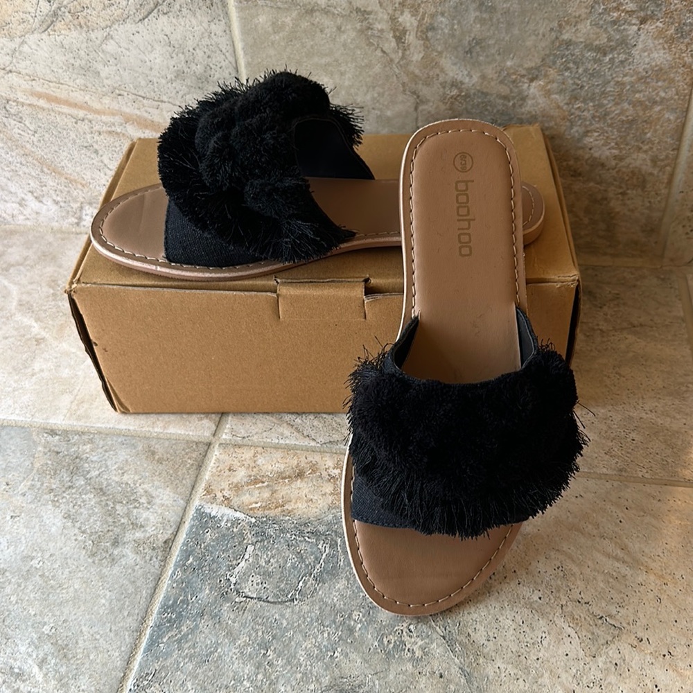 Women’s Boohoo flats, black, size 9, never worn